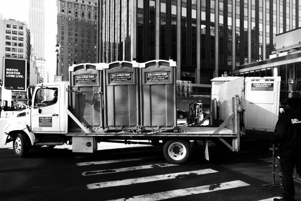 Best Portable restroom trailer rental  in Mulberry, IN
